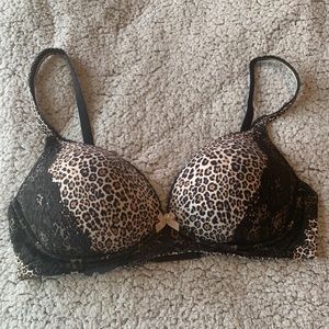36DD No Wire Victoria Secret bra